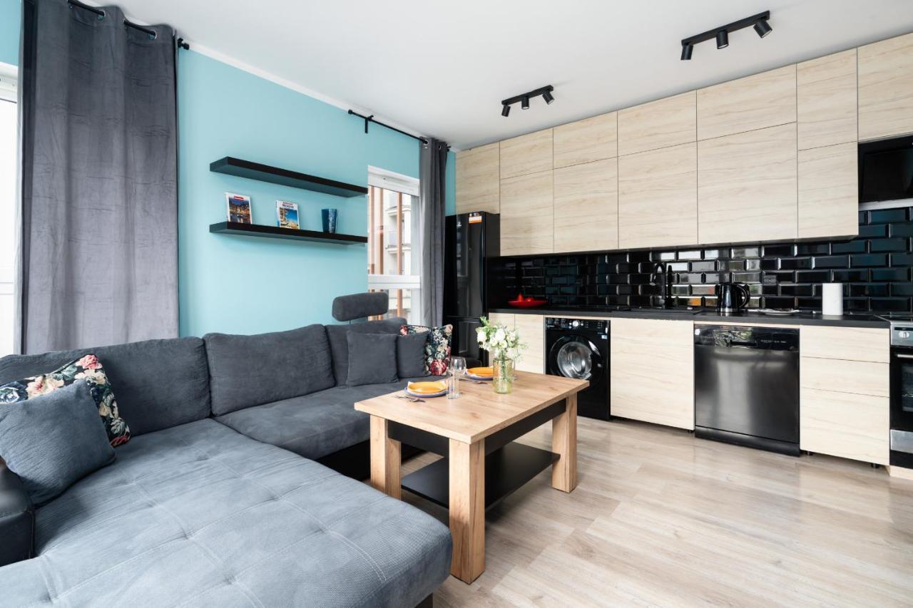 Modern Apartment With Balcony & Free Garage Poznan By Noclegi Renters Eksteriør billede