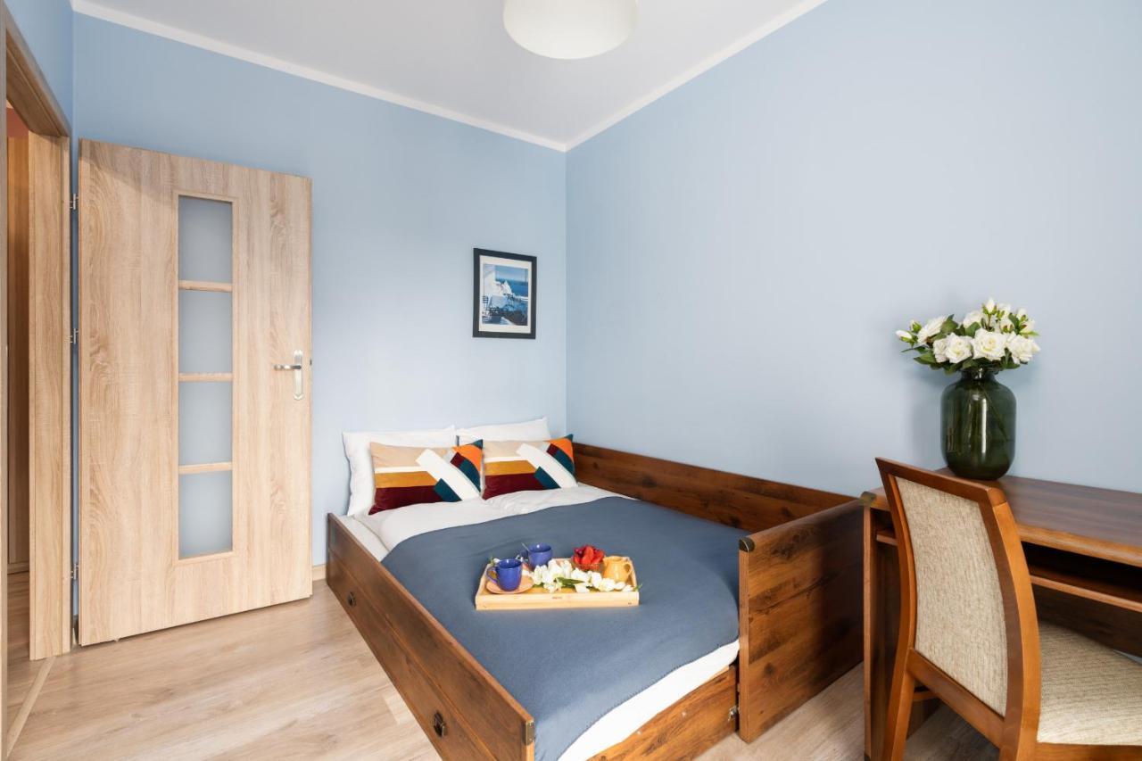 Modern Apartment With Balcony & Free Garage Poznan By Noclegi Renters Eksteriør billede
